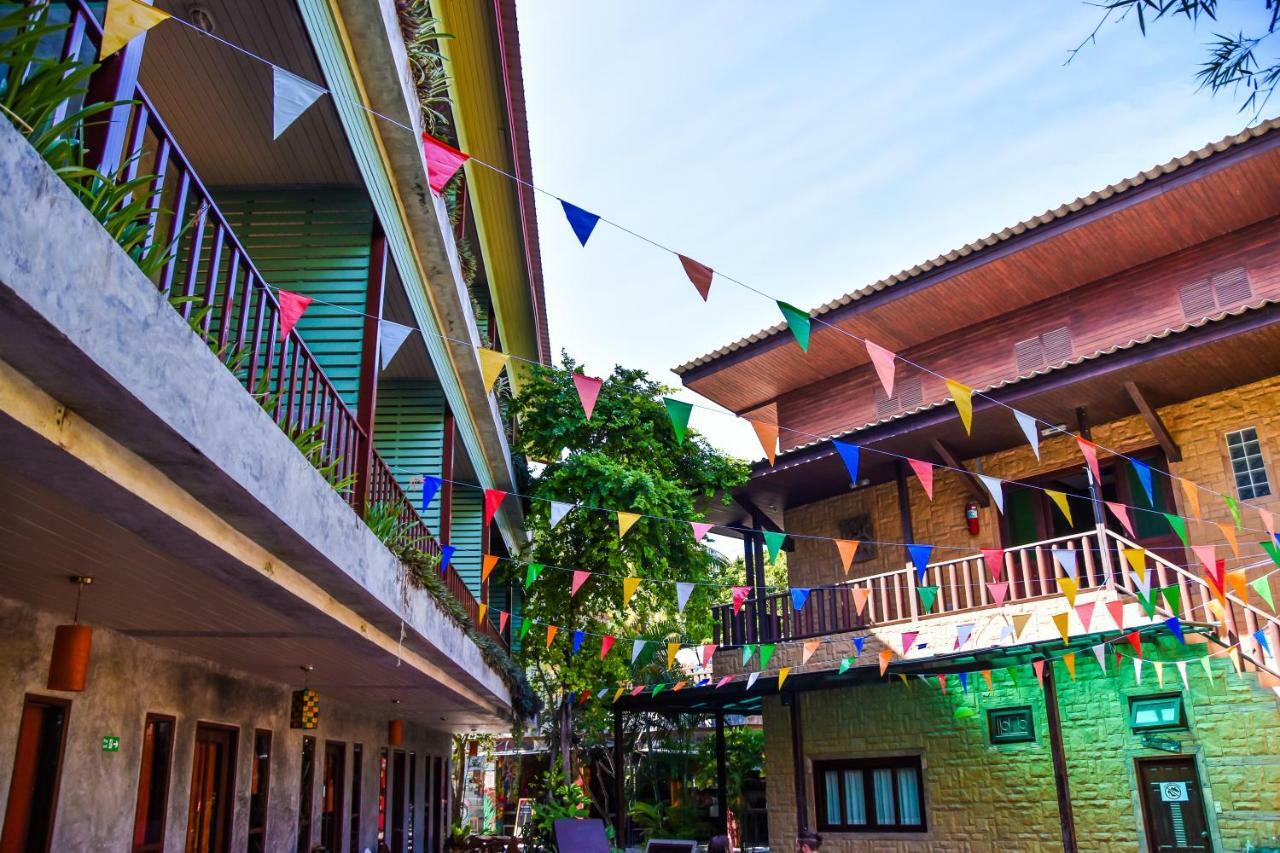 Araya Boutique Hotel Thong Sala Exterior foto